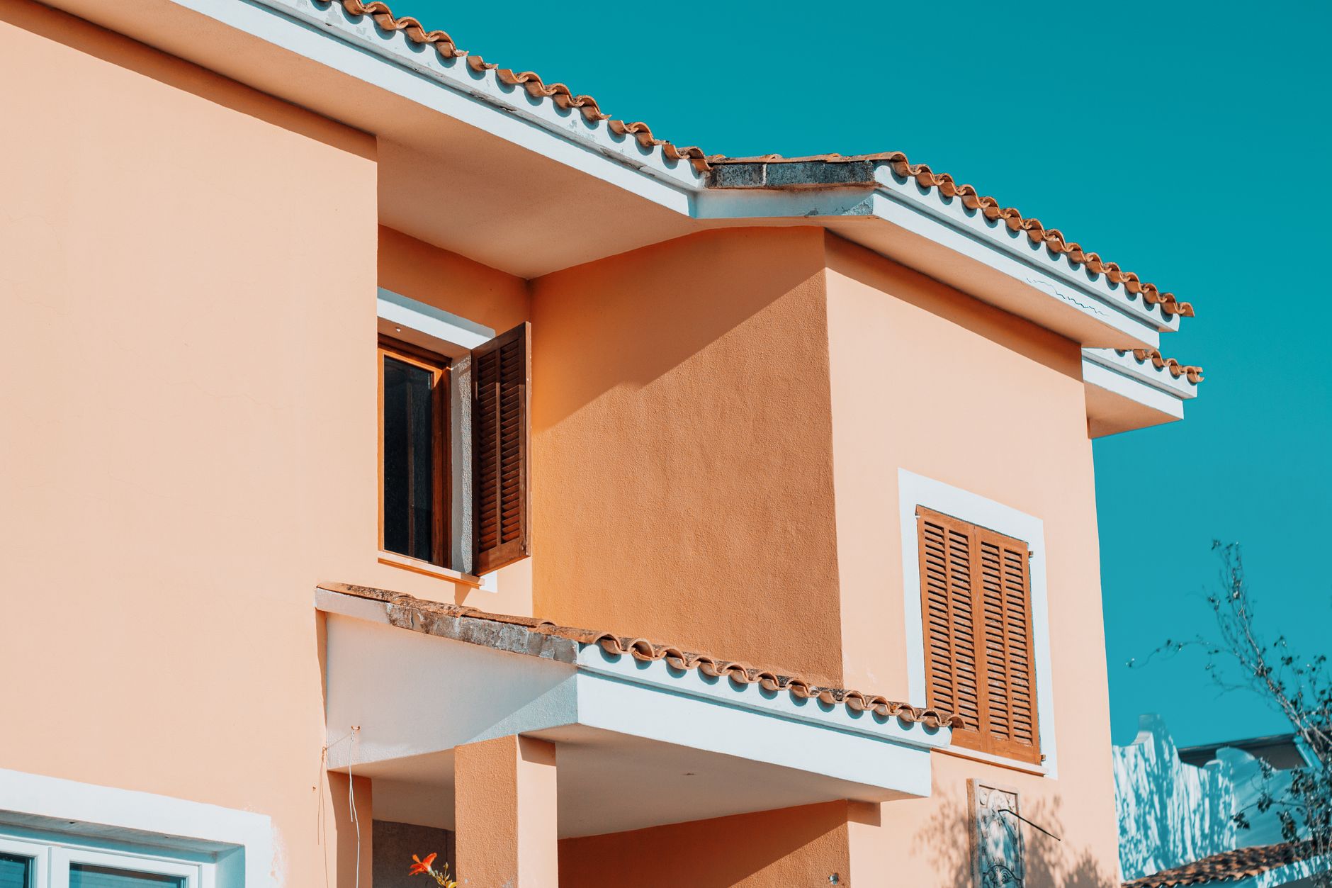 Mediterranean House Exterior Ideas for a Plain Stucco Facade