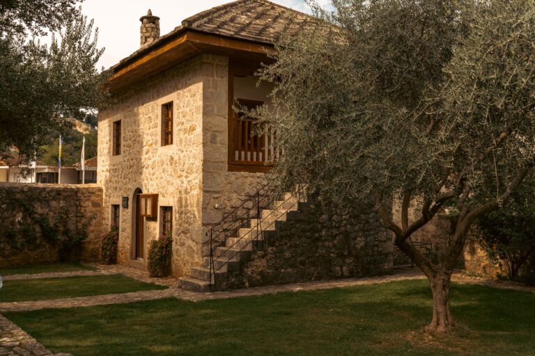 Mediterranean Landscaping Ideas for a Small Front Yard Without a Lawn